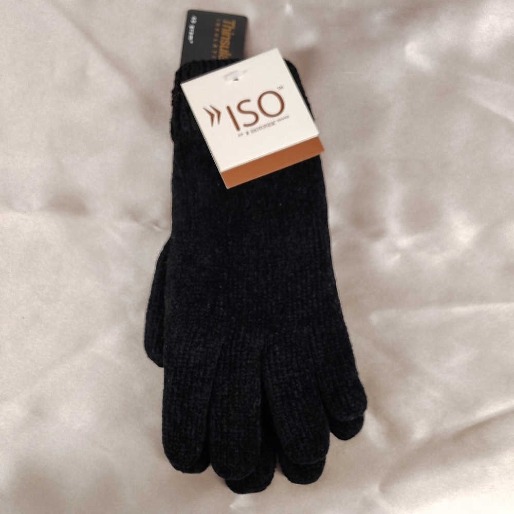 Women's Black Gloves Isotoner Brand. 40 Grams Thinsulate. Suede Leather Palms.